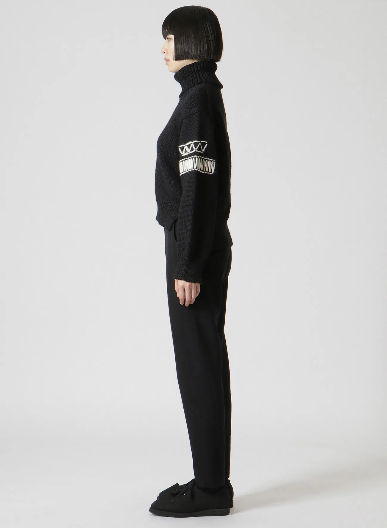 EMBROIDERY PLAIN ST EMBROIDERY TURTLE NECK PO