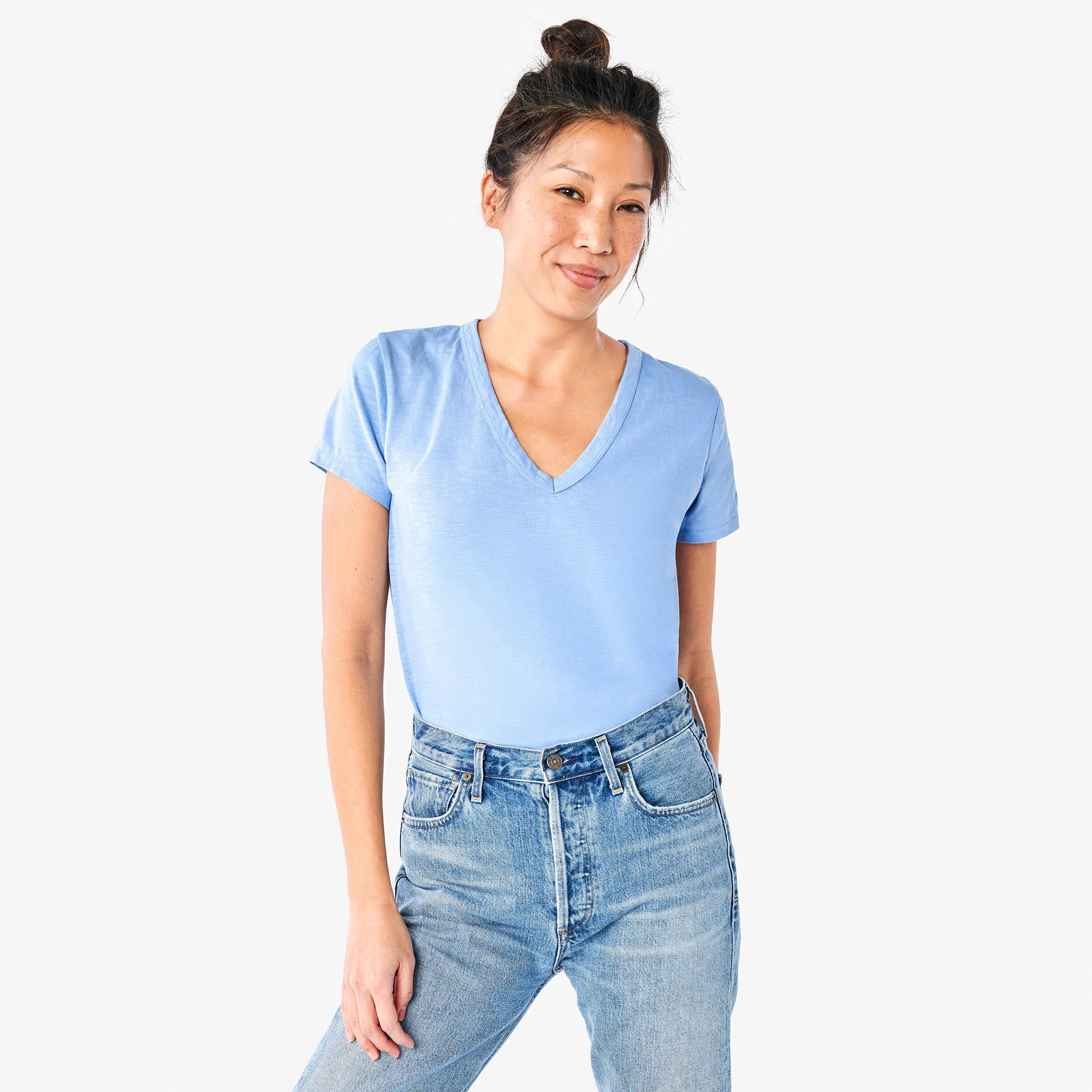 Fit 1 grown-ups v-neck tee