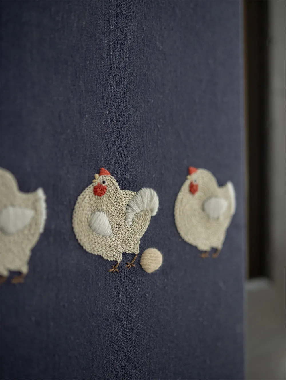 Handmade Chicken Embroidery Wall Art for small living room, Cotton Linen with Navy Blue Background, Farmhouse Style Home Decor 20x20cm