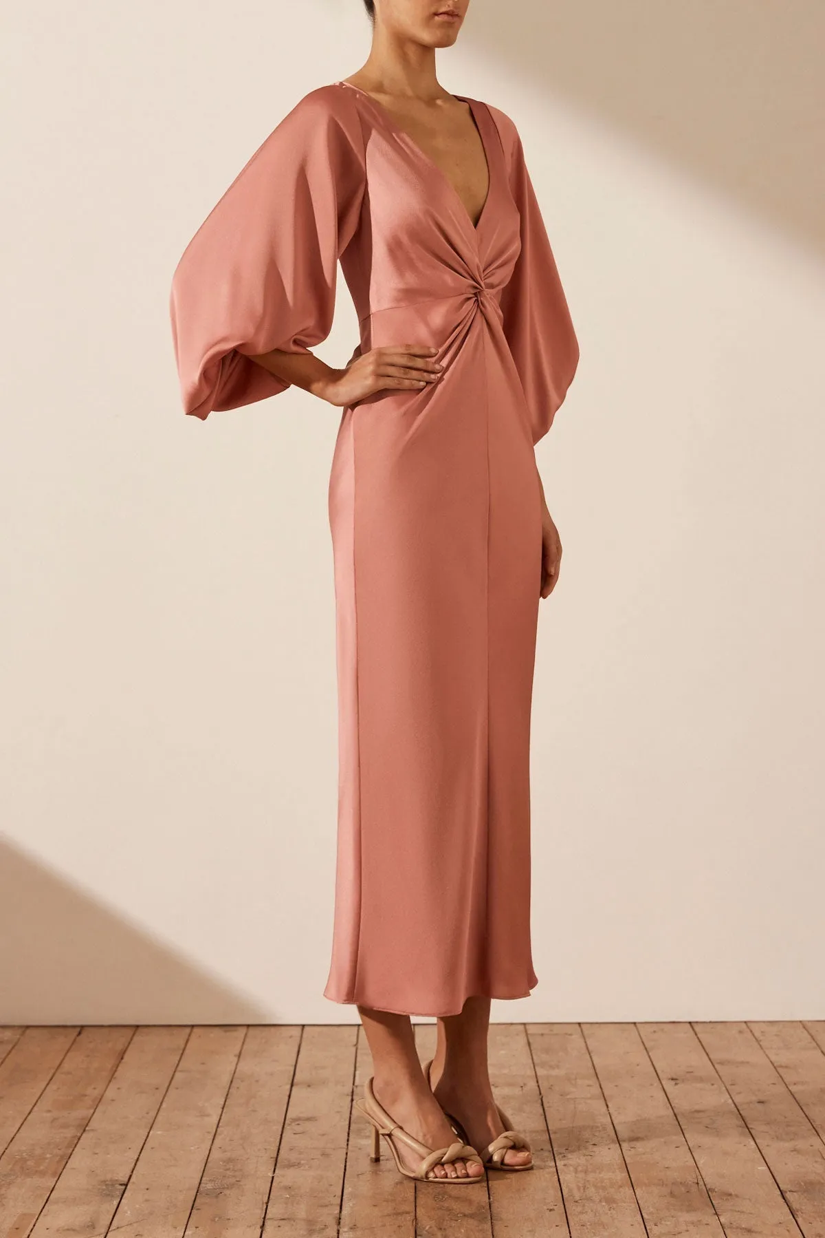 LUXE BALLOON SLEEVE KNOT FRONT MIDI DRESS - ROSE