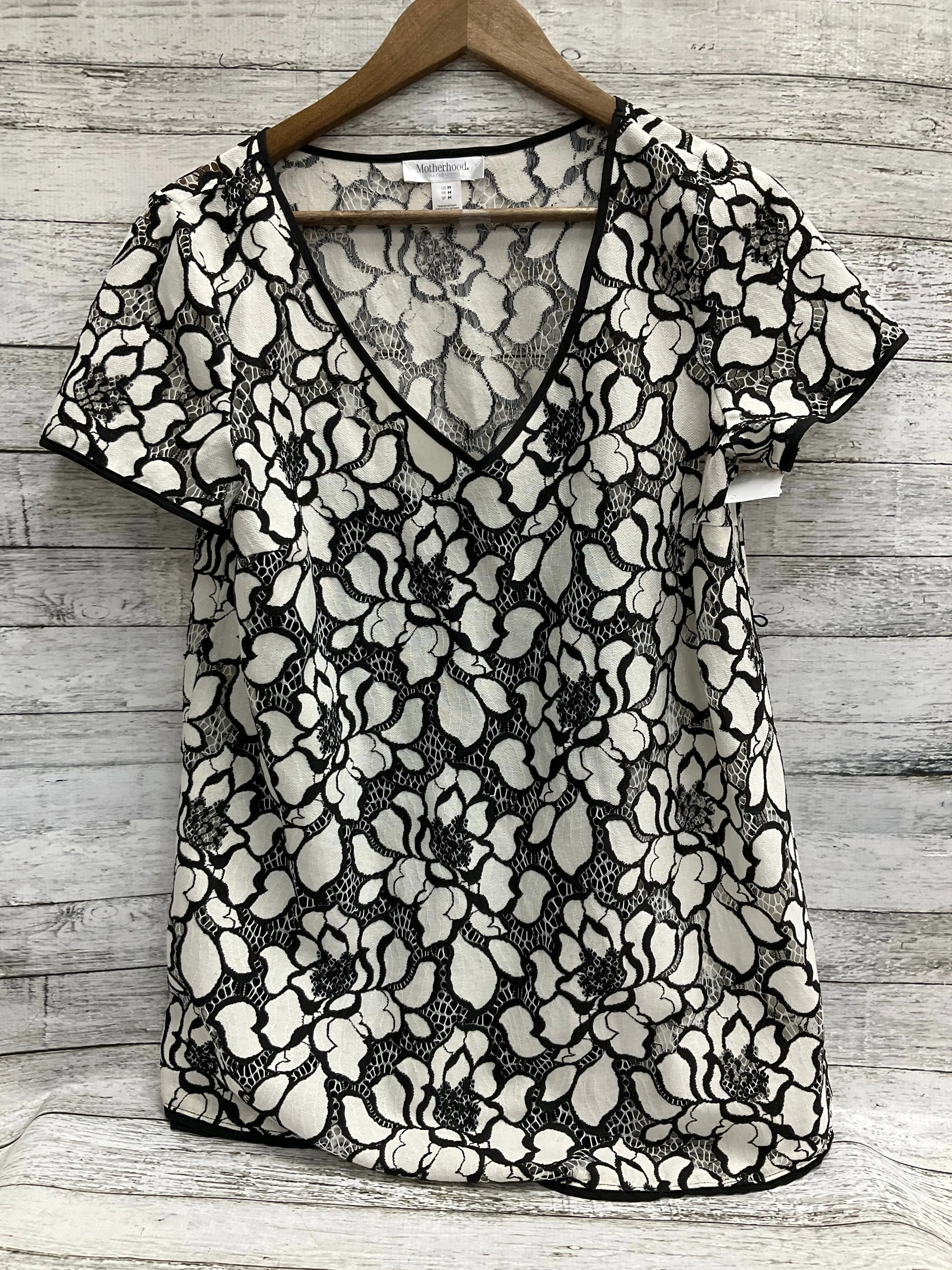 Maternity Top Short Sleeve By Motherhood  Size: M