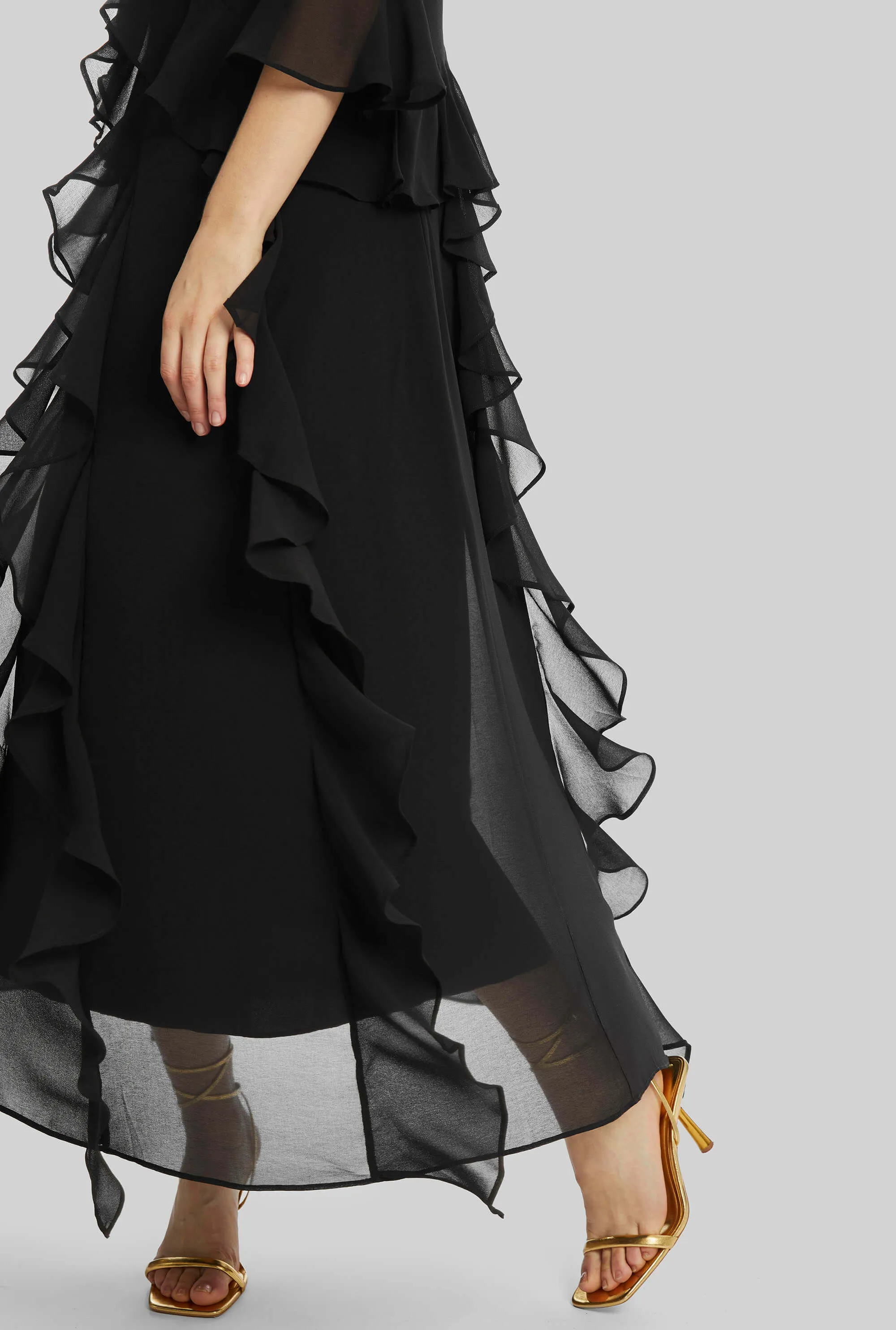 V-neck Chiffon Ruffle Dress In Black