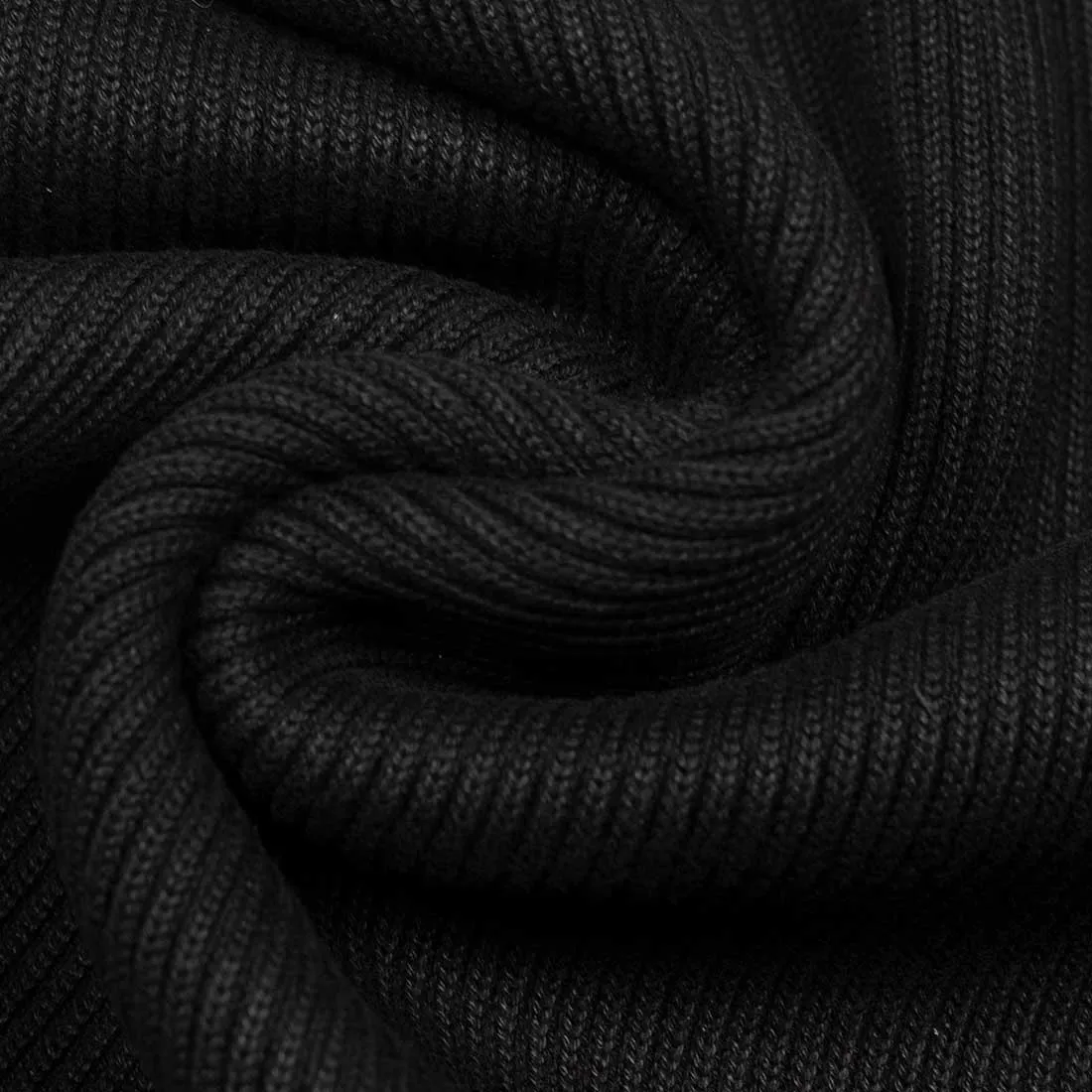 Wide-wale ribbed cotton turtleneck in black